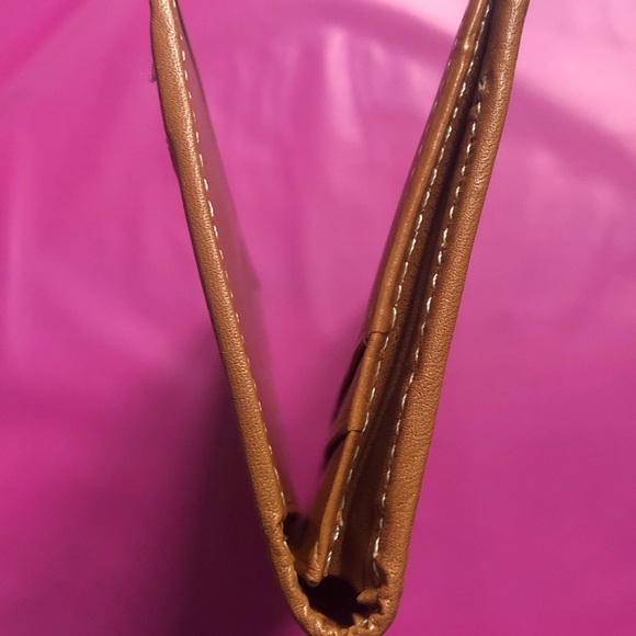 ❌SOLD OUT❌Authentic Nina Ricci wallet - Picture 3 of 9